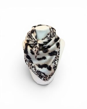 Pañuelo Leopard 70x70