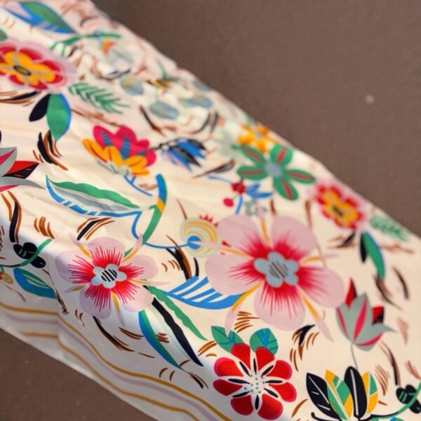 Pañuelo Spring Floral 70x70